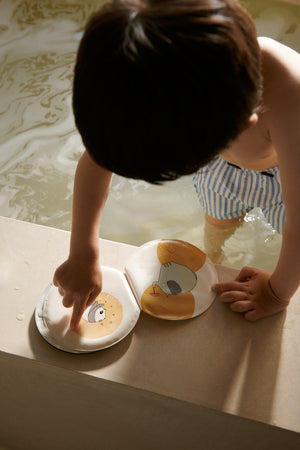 Liewood Waylon Magic Water Book - Circus-