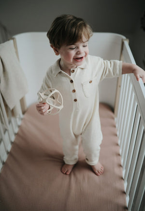 Mushie Teether Ball - Dove Gray-